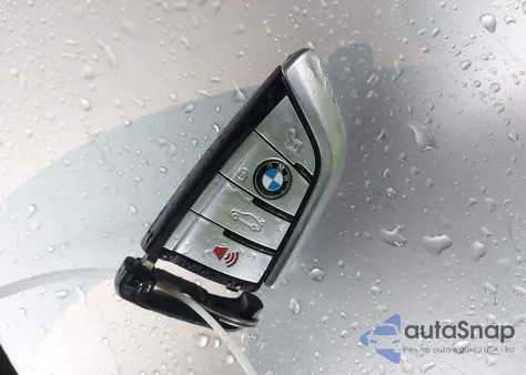 2021 BMW 530I z USA, uszkodzony, nr VIN WBA53BH00MCF35086